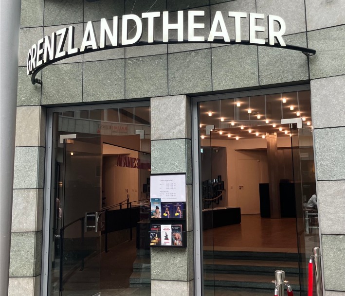 Eingang Theater