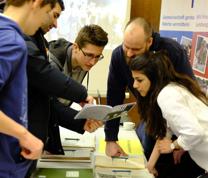 Reger Betrieb beim Tag der Archive.