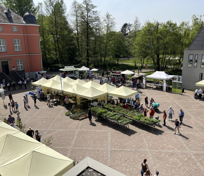 Foto: Ingrid Küsgens Das Foto zeigt das Wahner Heide Fest der Wahner Heide Portal Burg Wissem.