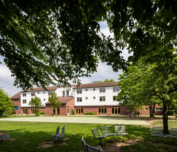 Foto: DJH LVB Rheinland Außenansicht der Jugendherberge Neuss-Uedesheim
