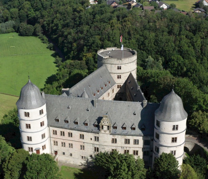 Foto: Luca Backhaus Blick aus der Luft auf die Wewelsburg