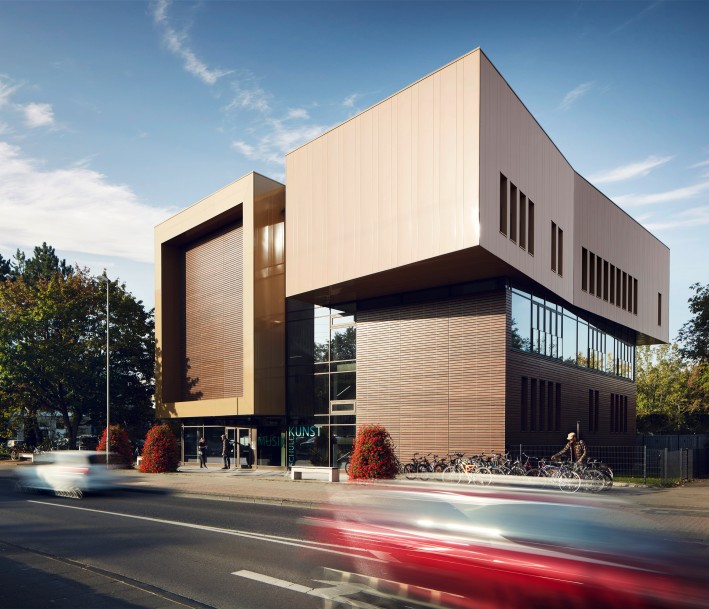Foto: Stadt Monheim am Rhein Das Foto zeigt das Gebäuder Kunstschule Mohnheim am Rhein.