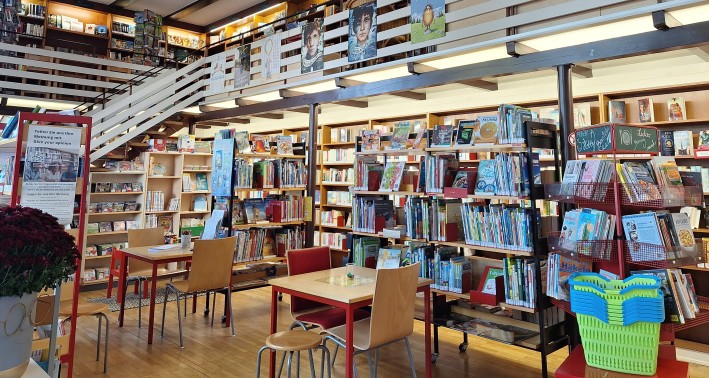 Blick in die Bibliothek