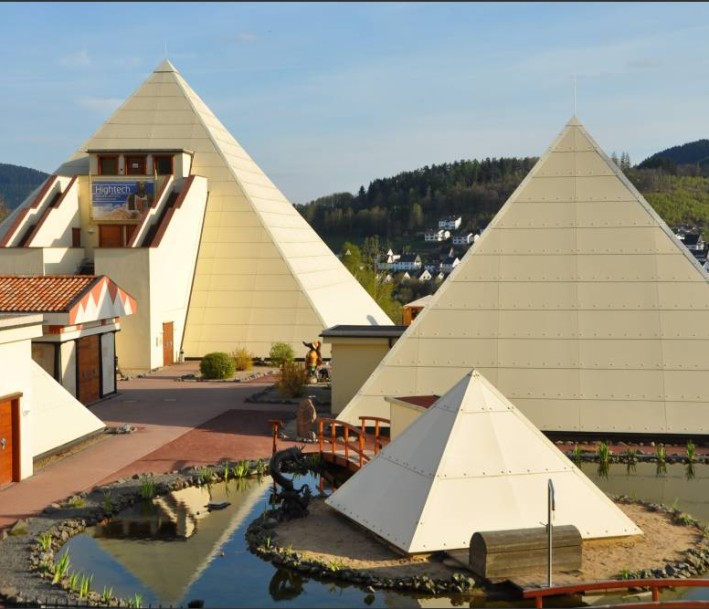 Foto: Galileo-Park Pyramiden im Galileo-Park