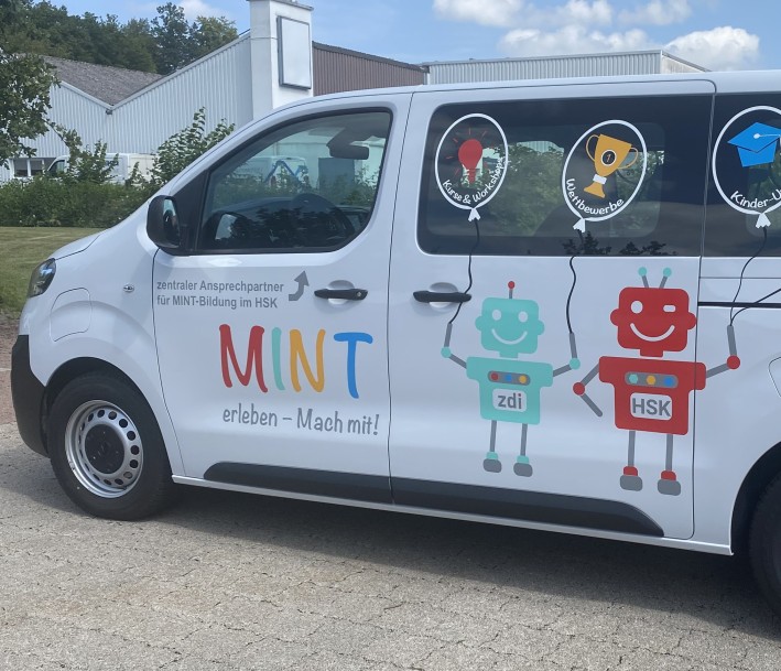mobiles Schülerlabor mit dem MINT-Mobil