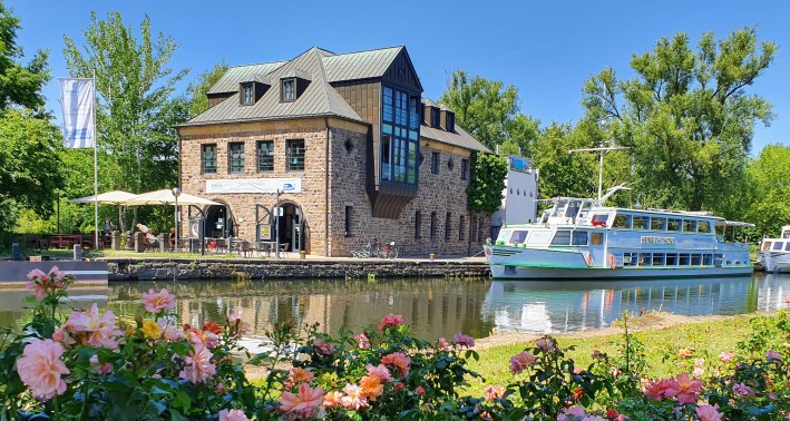 Das Haus Ruhrnatur liegt idyllisch an der Ruhr