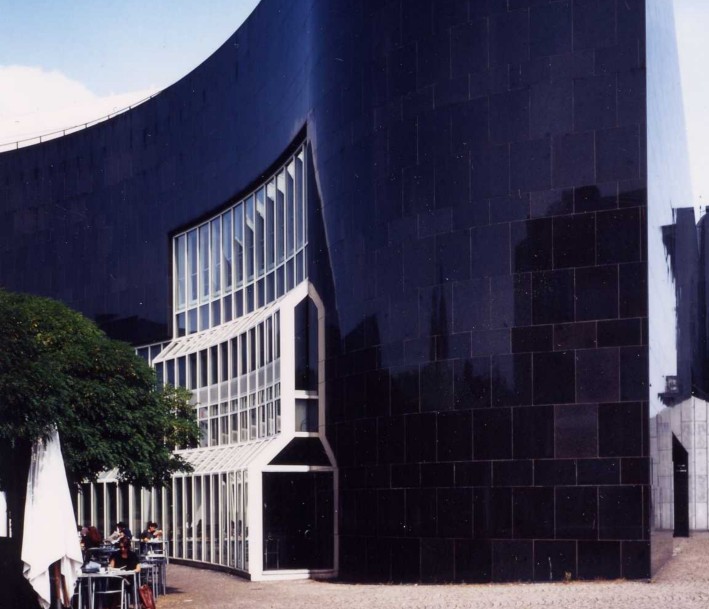 (c) Kunstsammlung Nordrhein-Westfalen, Foto: Walter Klein Außenansicht K20, Kunstsammlung Nordrhein-Westfalen