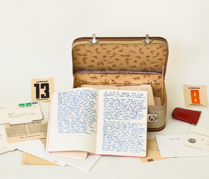 Foto zeigt einen Koffer mit Archivalien