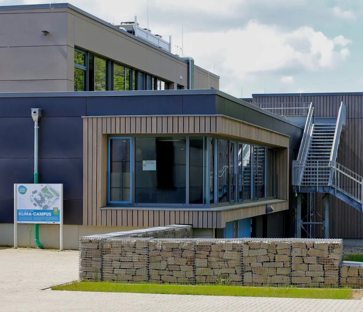 Foto: Stadt Lichtenau Modernes Gebäude als Teil des Klimawandelwegs Lichtenau.
