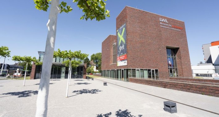 Außenansicht des Lernorts LWL-Museums für Archäologie und Kultur