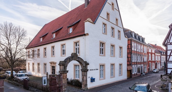 Das Gebäude des Lernorts Museum im Stern