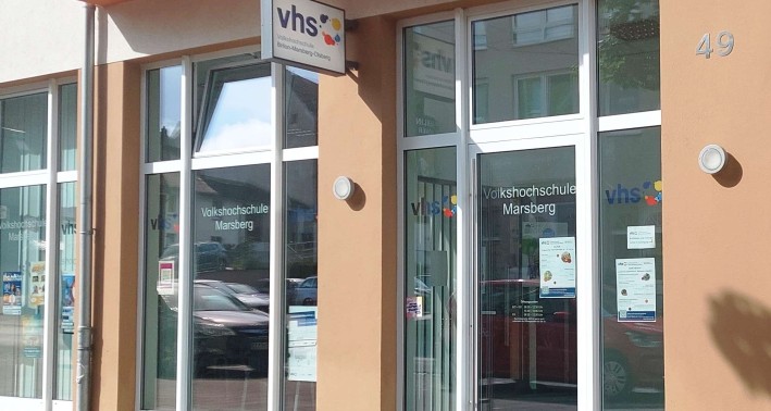 Eingang des Lernorts VHS-Geschäftsstelle in Marsberg
