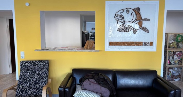 Das Bild zeigt die Lounge auf der Co-Workingfläche.