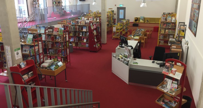Innenansicht der Stadtteilbibliothek Depot