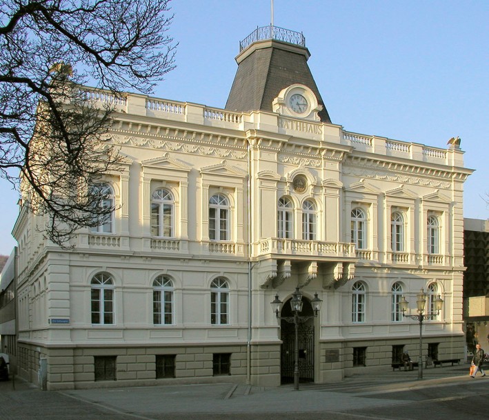 Altes Rathaus mit Stadtbücherei