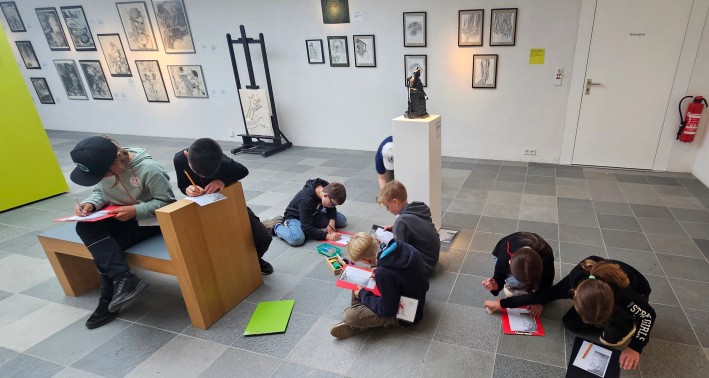 Im Museumsraum der Kunstvermittlung