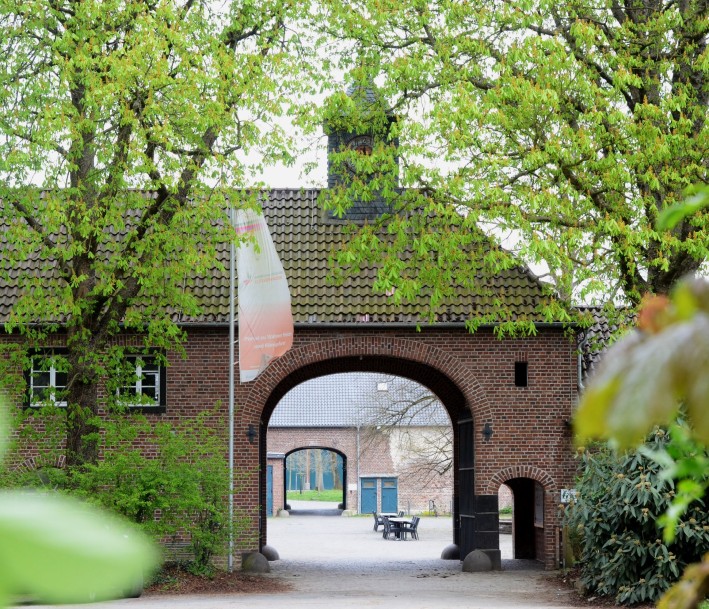 Eingangstor zum Gut Leidenhausen